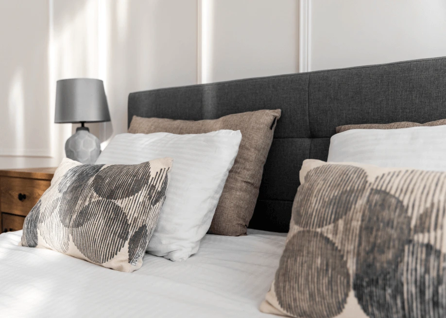 Accessori per il letto: cuscini, testate
